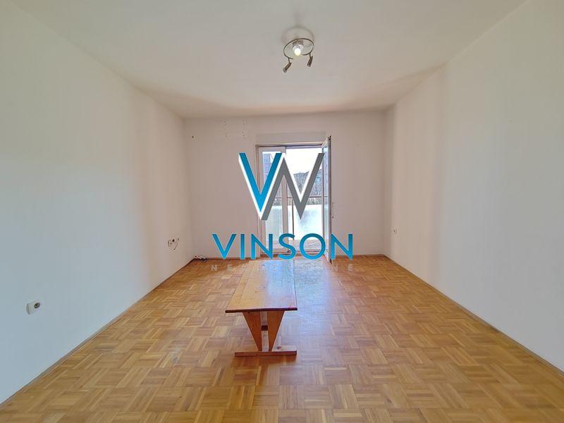 Novi Sad, Adamovićevo naselje - Nenamešten jednoiposoban stan ID#9104033 300 €