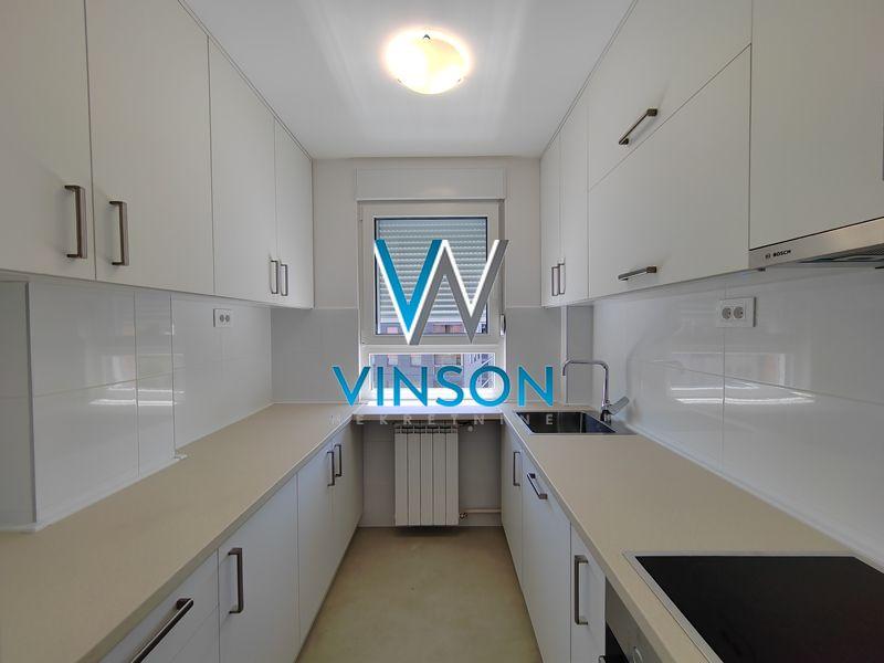 Novi Sad, Bulevar - Nenamešten trosoban stan ID#9104115