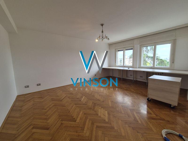 Novi Sad, Kej - Trosoban stan sa garažom ID#9104129