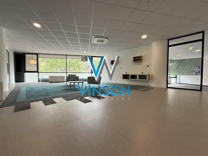 Novi Sad, Bulevar - Odličan poslovni prostor + garaže ID#9104287
