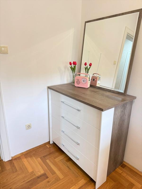 Novi Sad, Socijalno - Namešten dvoiposoban stan ID#9104677