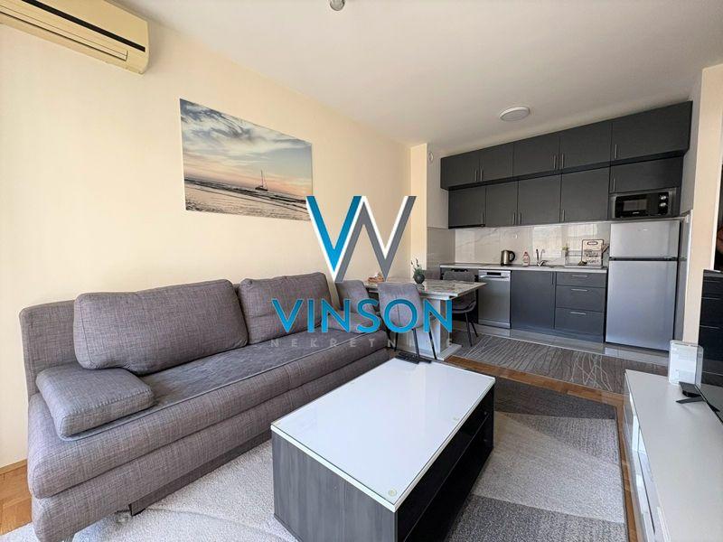 Novi Sad, Centar - Nov jednoiposoban stan + garaža ID#9104752