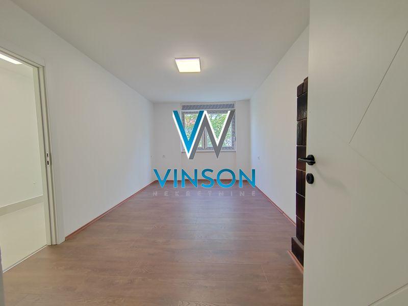 Novi Sad, Cara Dušana - Uknjižen dvosoban stan ID#1001000