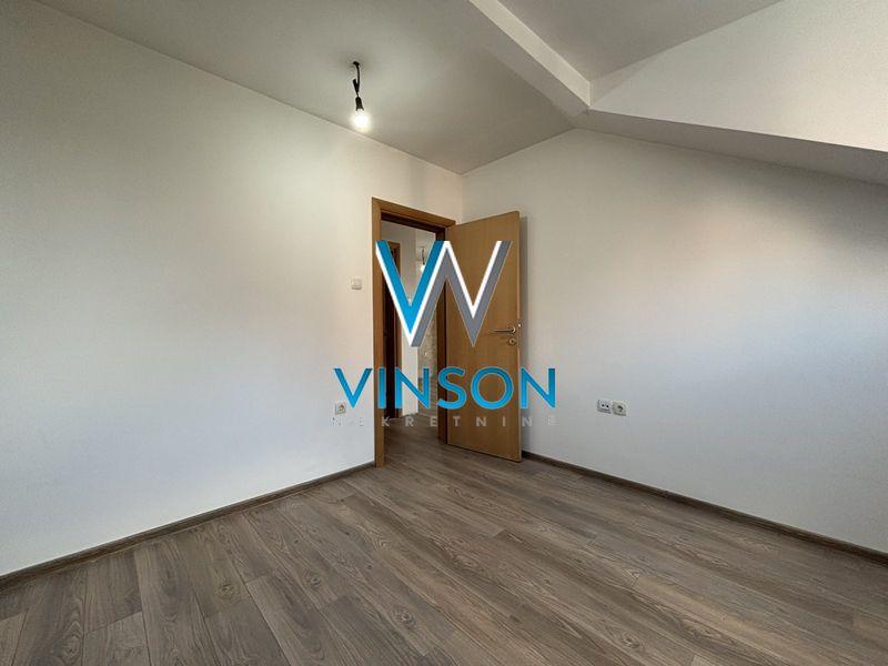 Novi Sad, Bulevar - Uknjižen dvoiposoban dupleks ID#1001038